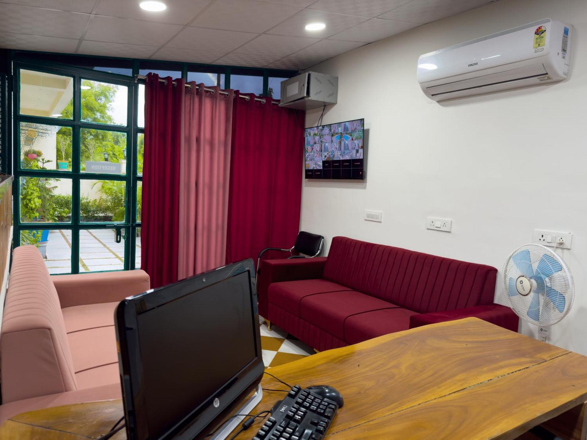 Da Bungalow - A Vacation Abode Agra  Zewnętrze zdjęcie